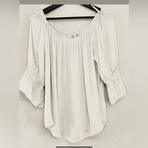 ***Naked Zebra Silky Polyester White Women's On/off the shoulders blouse.